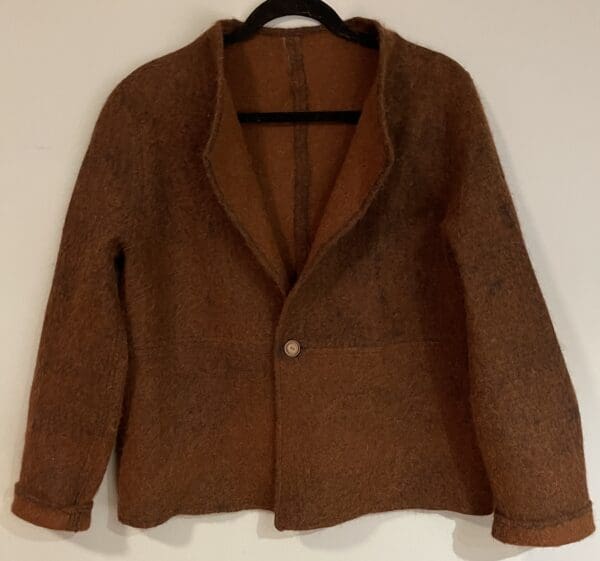 Brown wool jacket, one button closure.